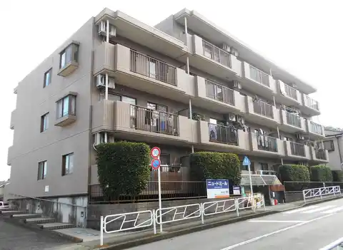 ニュードミール南大沢
