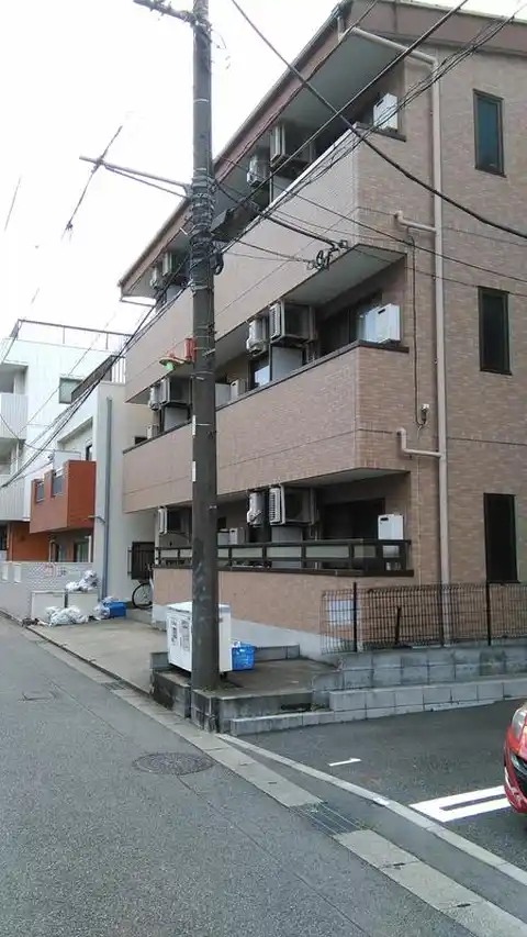 ノイエス7