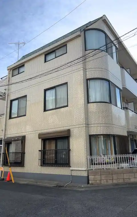ルピネス中原