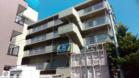 アーバンヒルズ