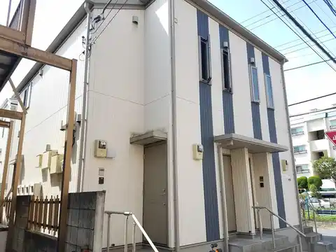 PRECIOUS COURT