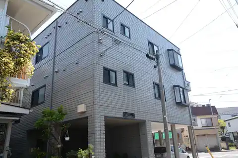 エルレーブスクエア