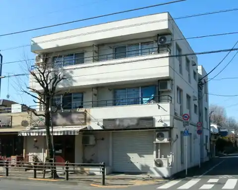 ファミーユアカシア