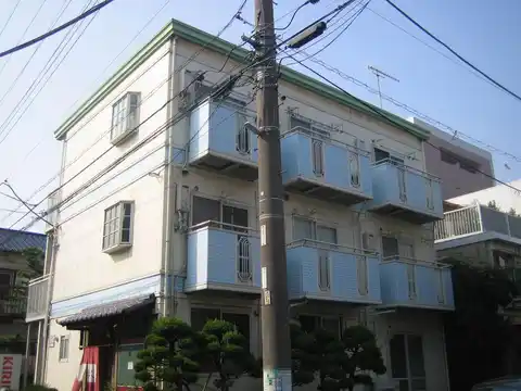 エストリー横浜