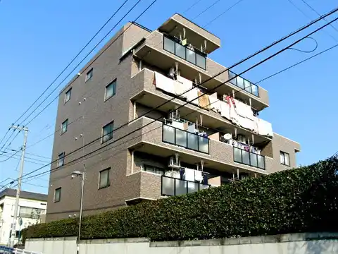 シャルマン西山