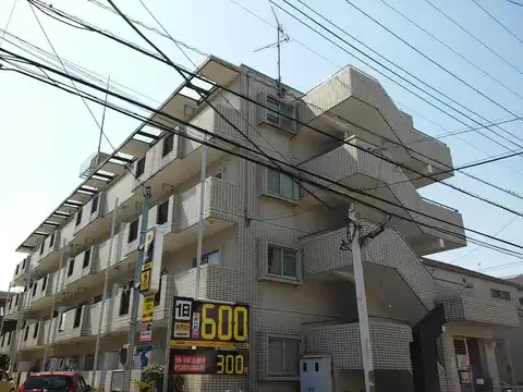 エスポアール新城