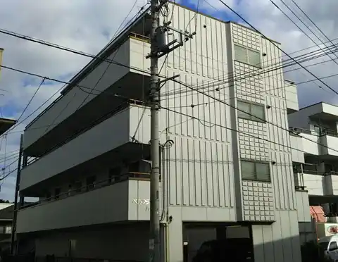 ベルフラワーハイツ
