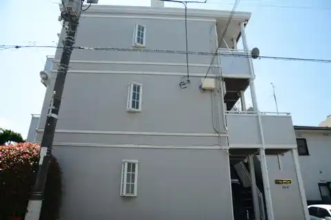 ロイヤルアベニュー