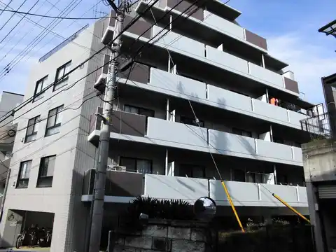 コンフォート本郷台A