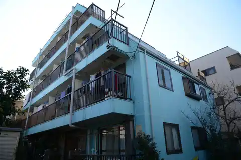 ルミエール亀谷