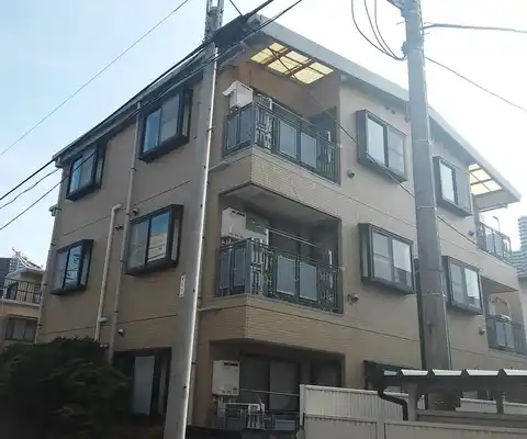 グレース新冨