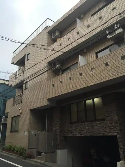 メゾン・ド・エテルナ