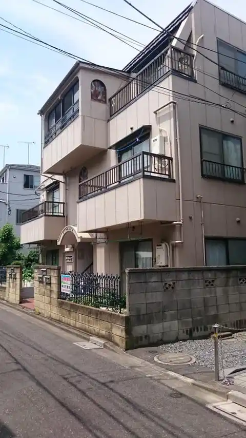 ロイヤルハイツ