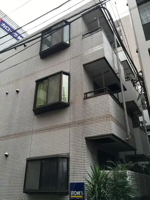 フローリエ細山 III