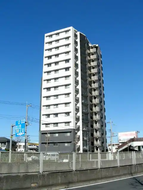 レーベンリヴァーレタワーザ・テラス