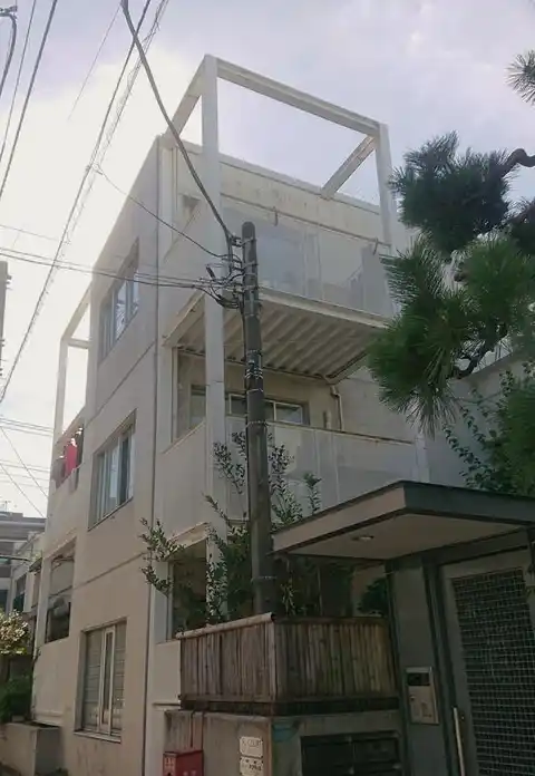 杏コートイースト