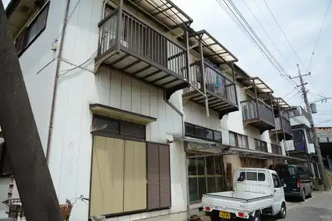 高原荘