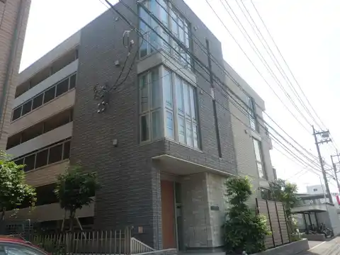 ウィスタリア