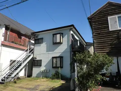 メゾンユタカ