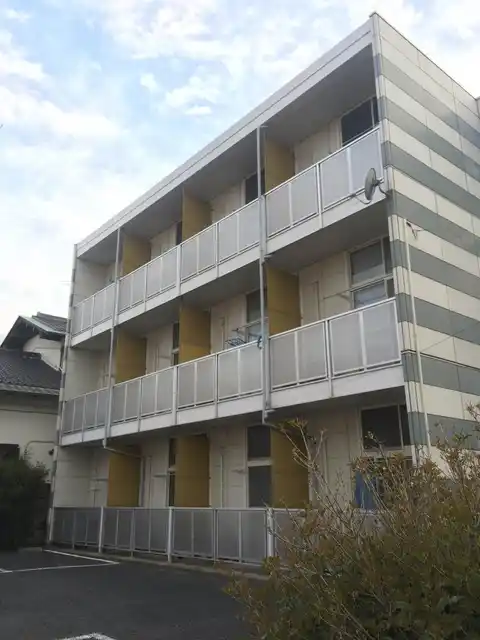 レオパレスジュネス