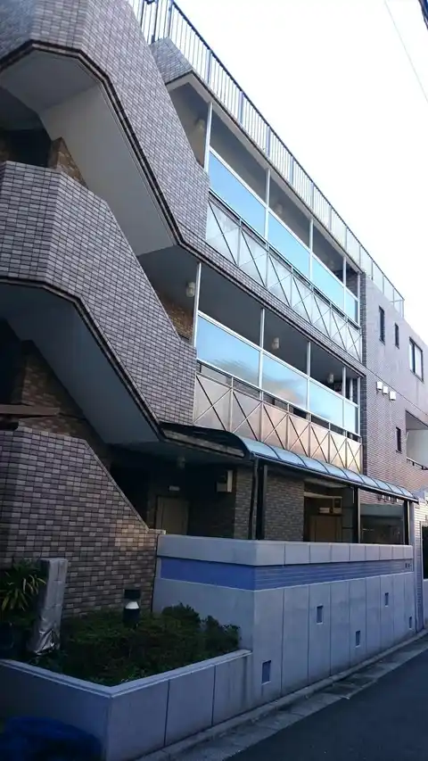 コンフォールアザレア
