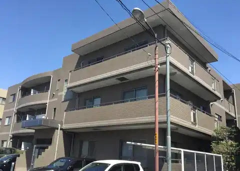 プラウトン