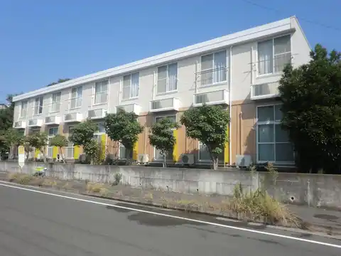 レオパレスアンビシャス聖園