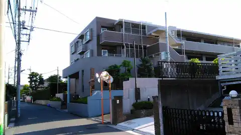 ファミールヒルズ新百合ケ丘