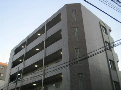 ユーミニアム