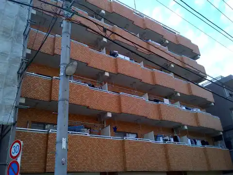 エイトハイツ