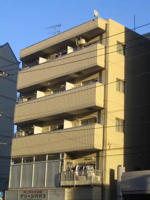 エクセントヒルズ