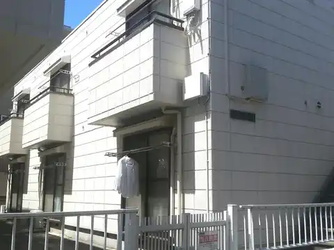 ハイツフローラA