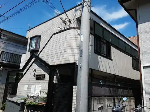 ラ・ガーディアライラックス