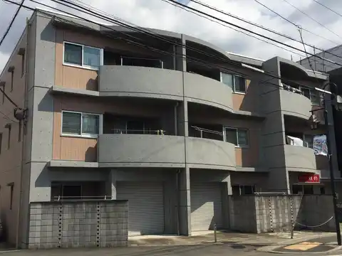 マウロア
