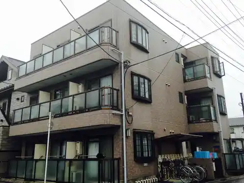 ピース上戸田