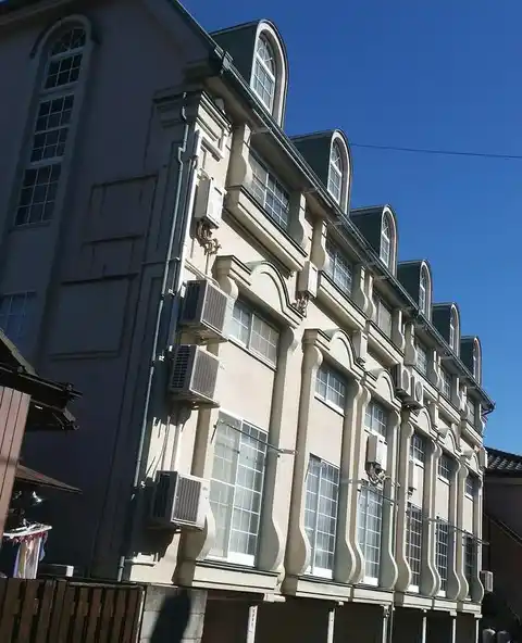 パインヒルズ