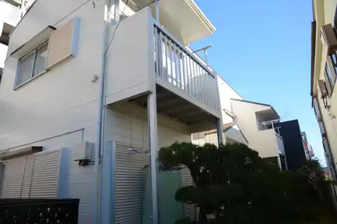 テラス  ウィスタリア