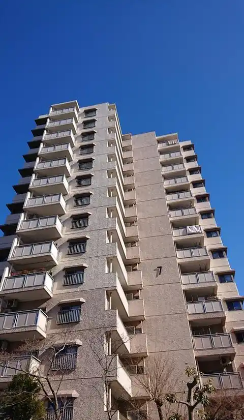 若葉台団地2-7号棟