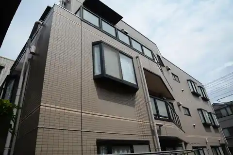サンパレス