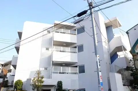 コリーヌ平町四番館