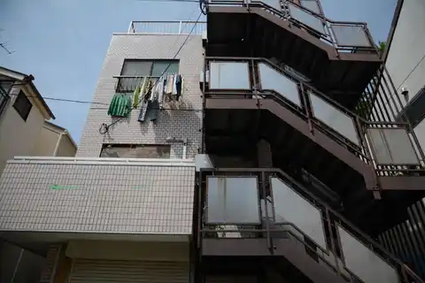 コーポ秀和