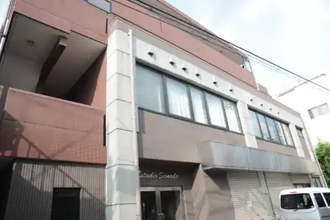 エストゥーディオサナダ