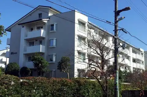 エステート鶴牧6号棟