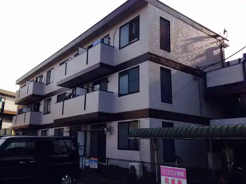 レオパレスサカエ I