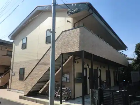アンプルールクラージュ逗子B