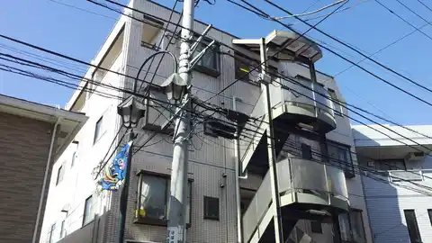 ロイヤルハイツ