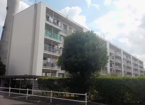 公社多摩川住宅ハ-16号棟