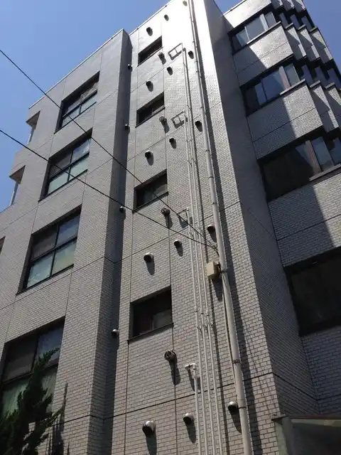 マセラティヒガシアヤセ