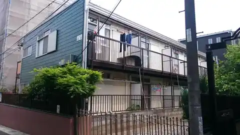 ハイツ石本