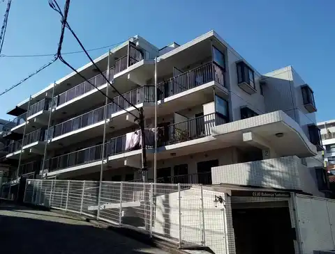 クリオ西寺尾参番館